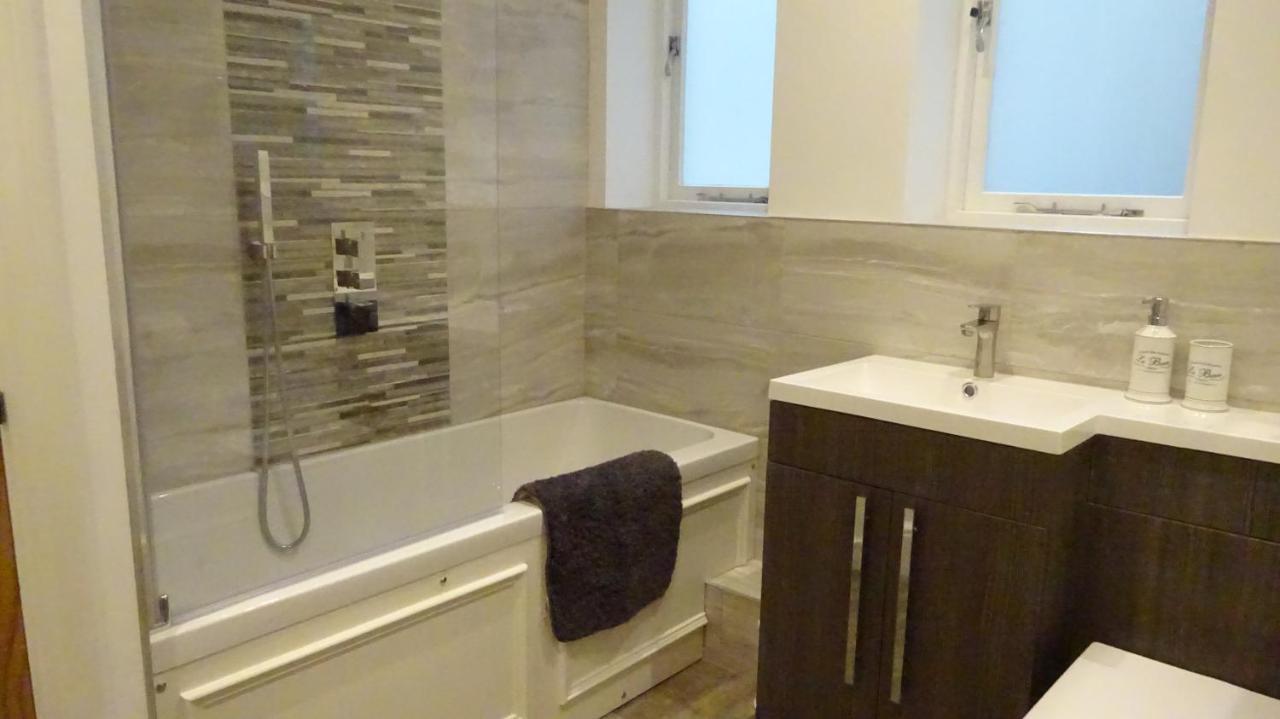 Derwent View Holiday Apartments Матлок Екстер'єр фото