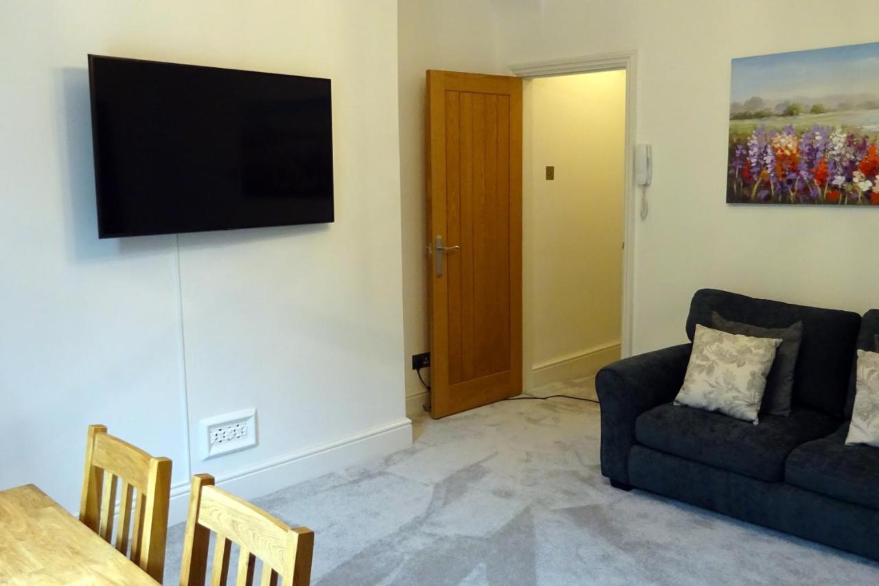 Derwent View Holiday Apartments Матлок Екстер'єр фото